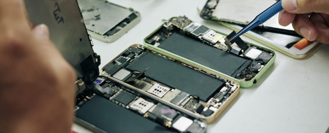 Swift Solutions: Fast iPhone Fixes at One Hour Device Repair
